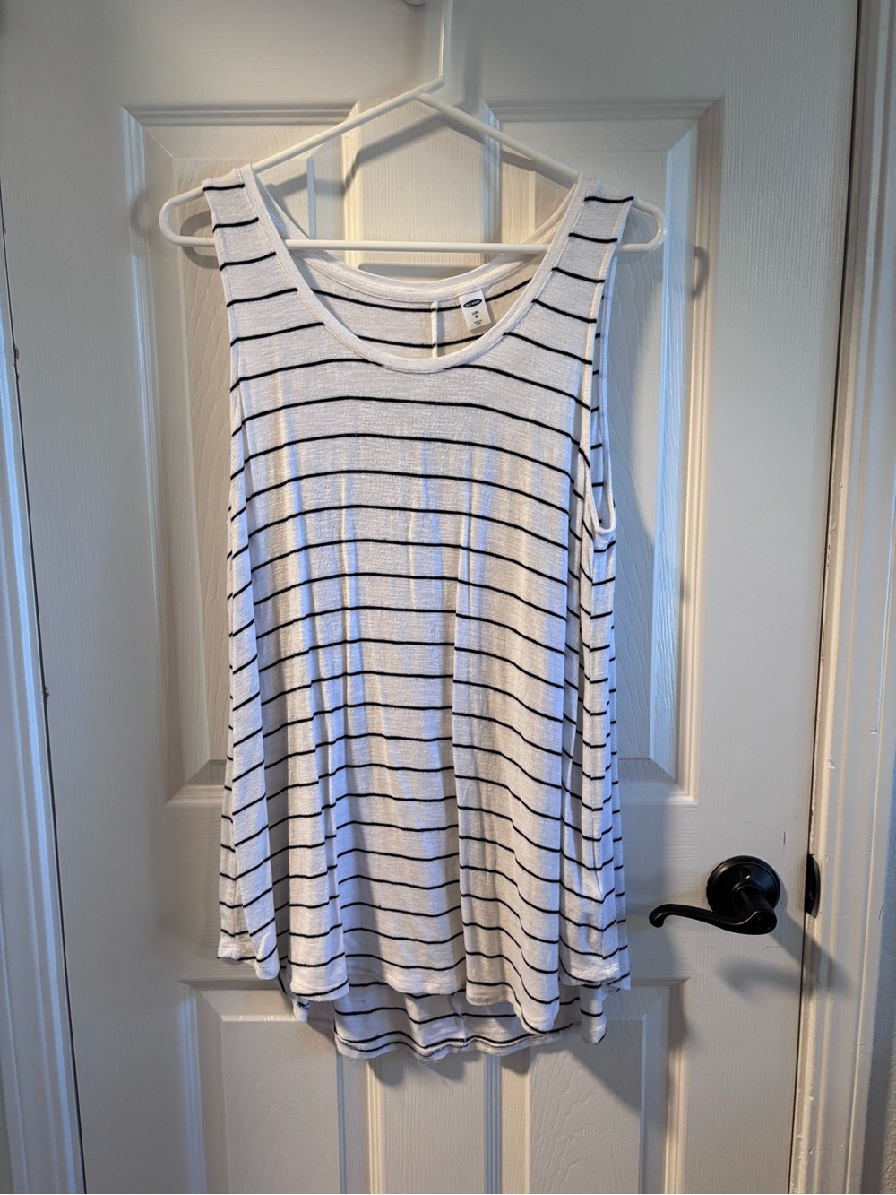 Old Navy Striped Sleeveless Swing Tank Top - White/Black